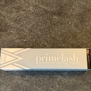 Black Lengthening & Volumizing Mascara NIB